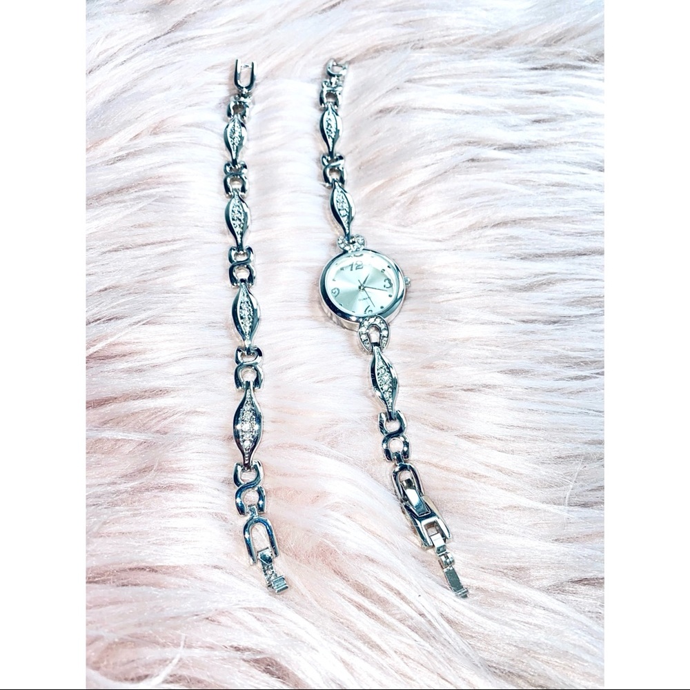 Tarnish Free Women’s Watch with Matching Bracelet for Small/Petite wrists